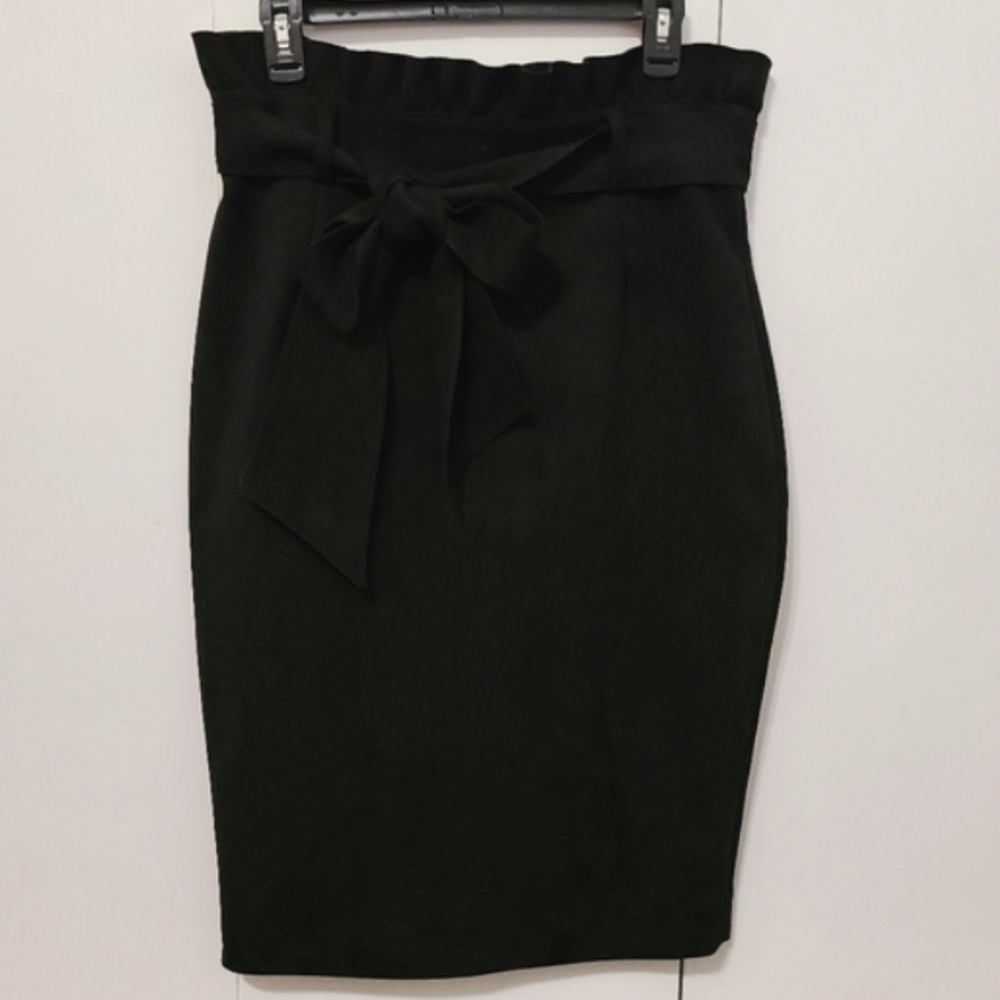 Antoinette Velvet Ruffled-top Skirt with Tie - Black, Sz S